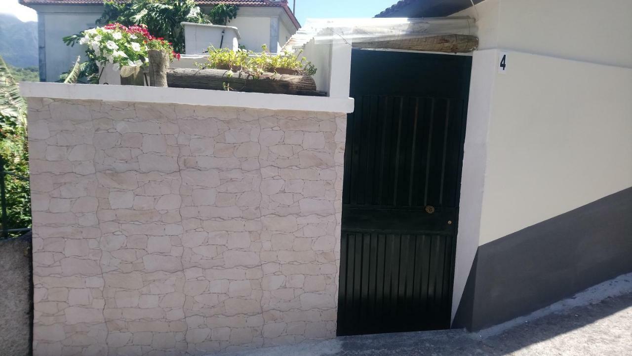 A Casa Da Avo... Villa Sao Vicente  Exterior photo